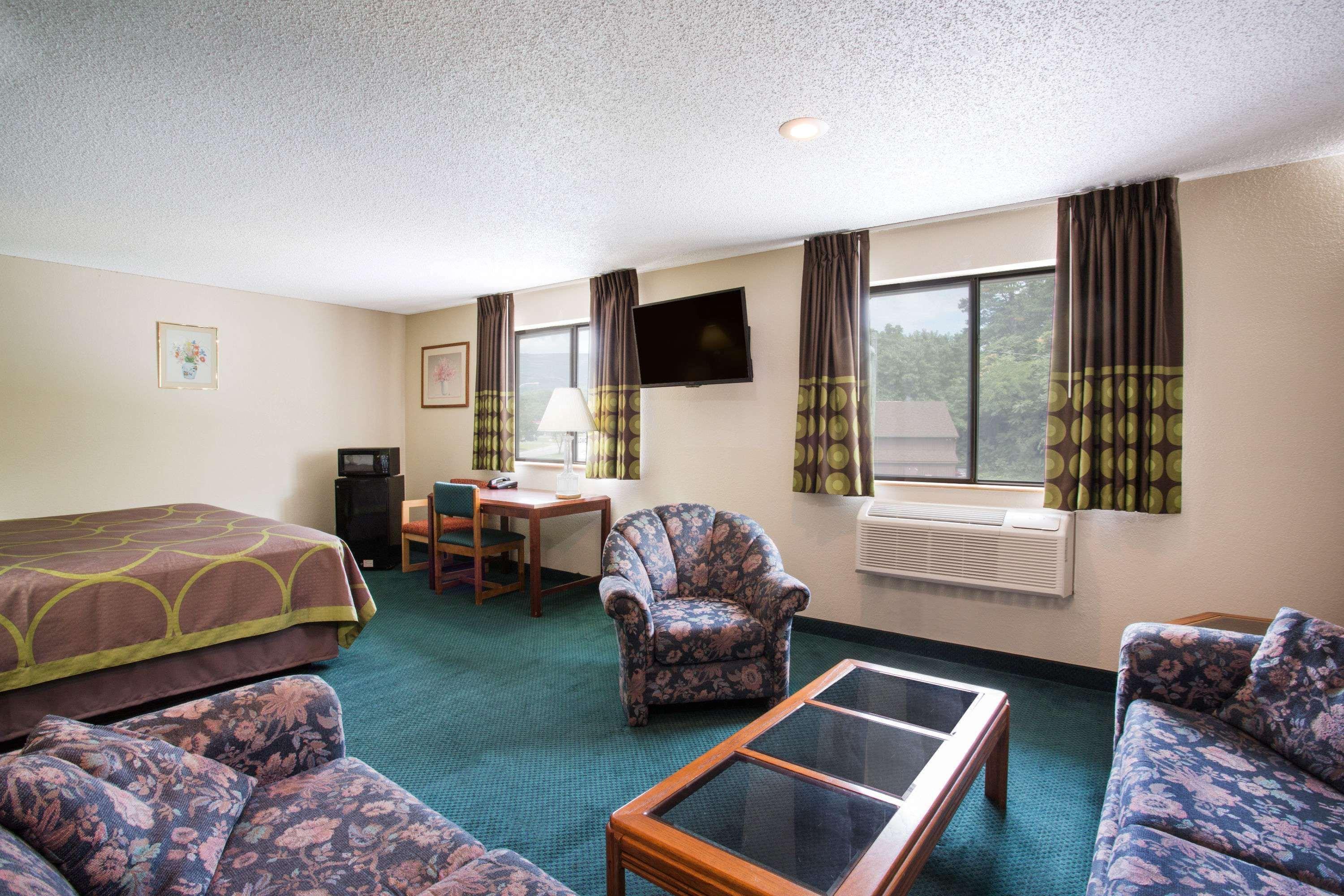 Motel Super 8 By Wyndham Salem Va Extérieur photo